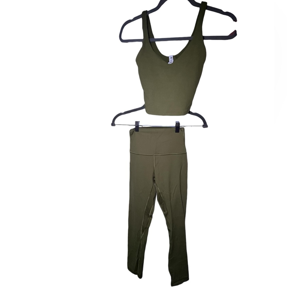 Lululemon align green workout/lounge set. Comes as a set. Both Womens size 2.